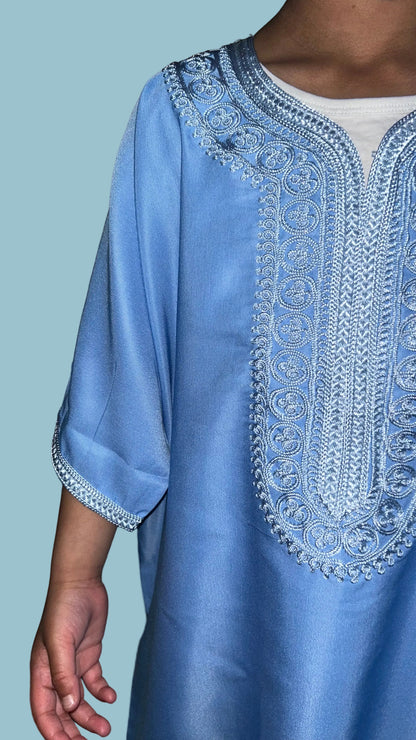 Boys' sky blue Moroccan thobe with baby blue embroidery, close up view